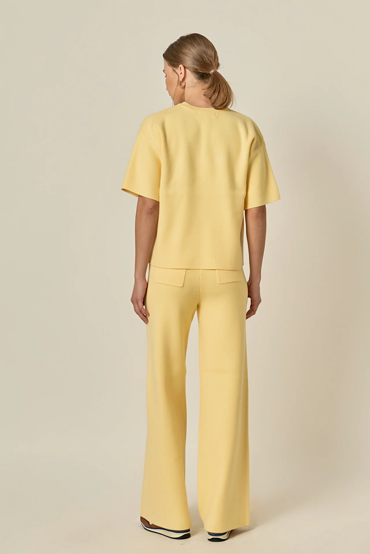 Collar Knit Half Sleeves Top - Image 4