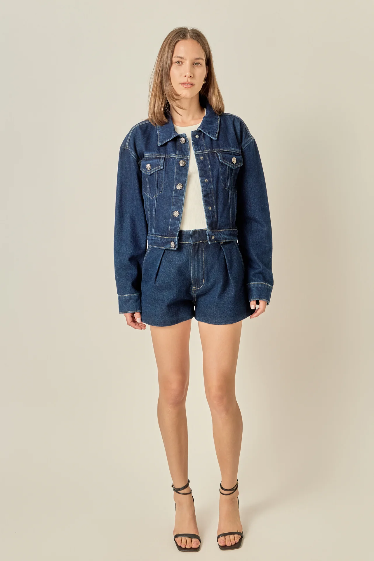 High Waisted Pleated Denim Shorts - Image 6