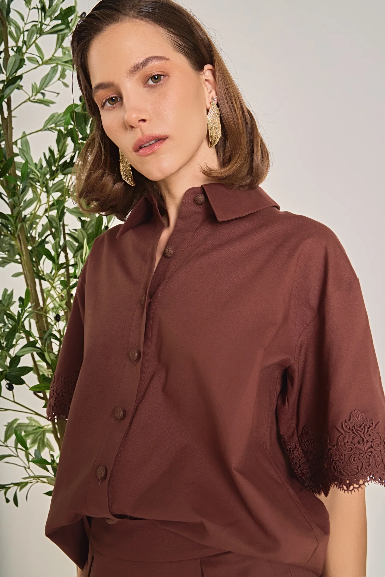 Linen Lace Shirt - Image 18