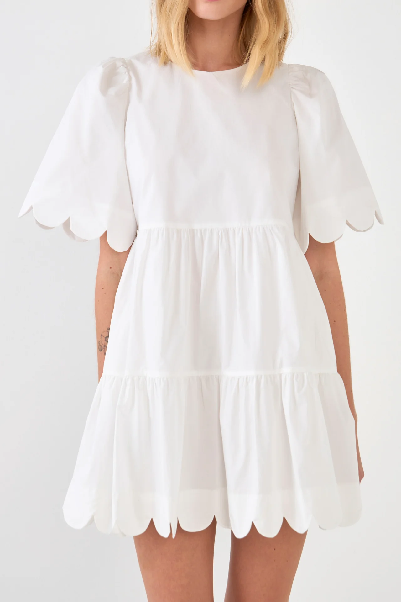 Scallop Detail Tiered Mini Dress - Image 33