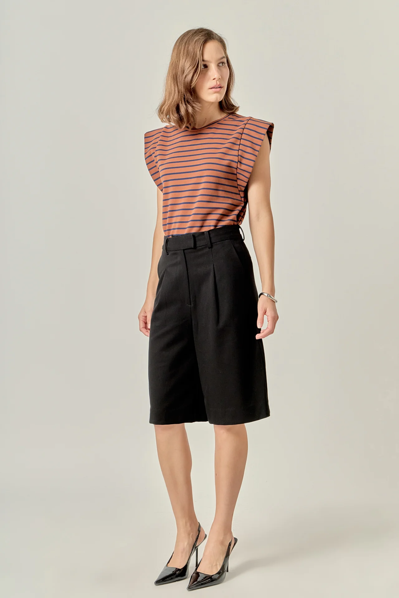 Stripe Sleeveless T-shirt - Image 8