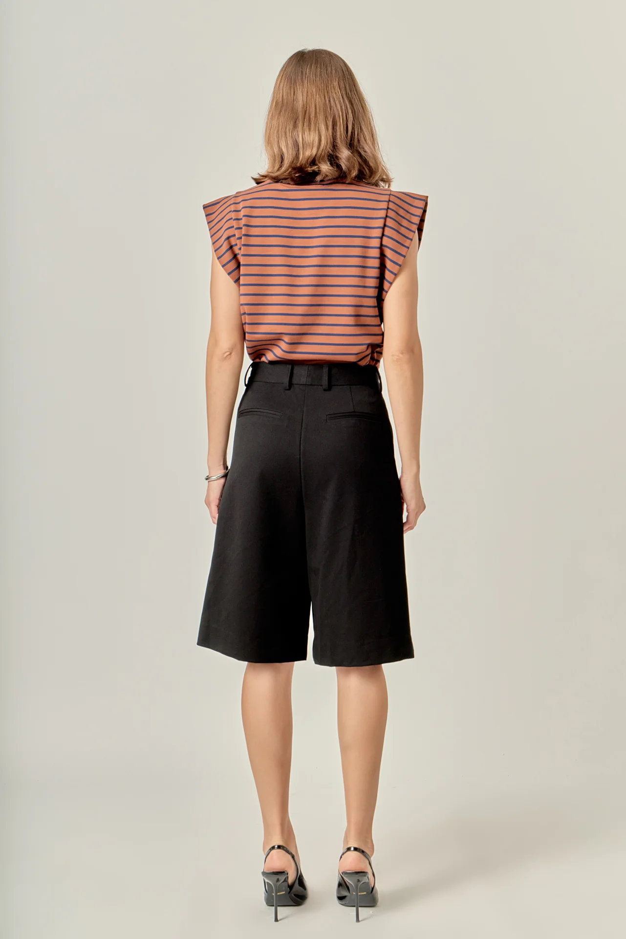 Stripe Sleeveless T-shirt - Image 9